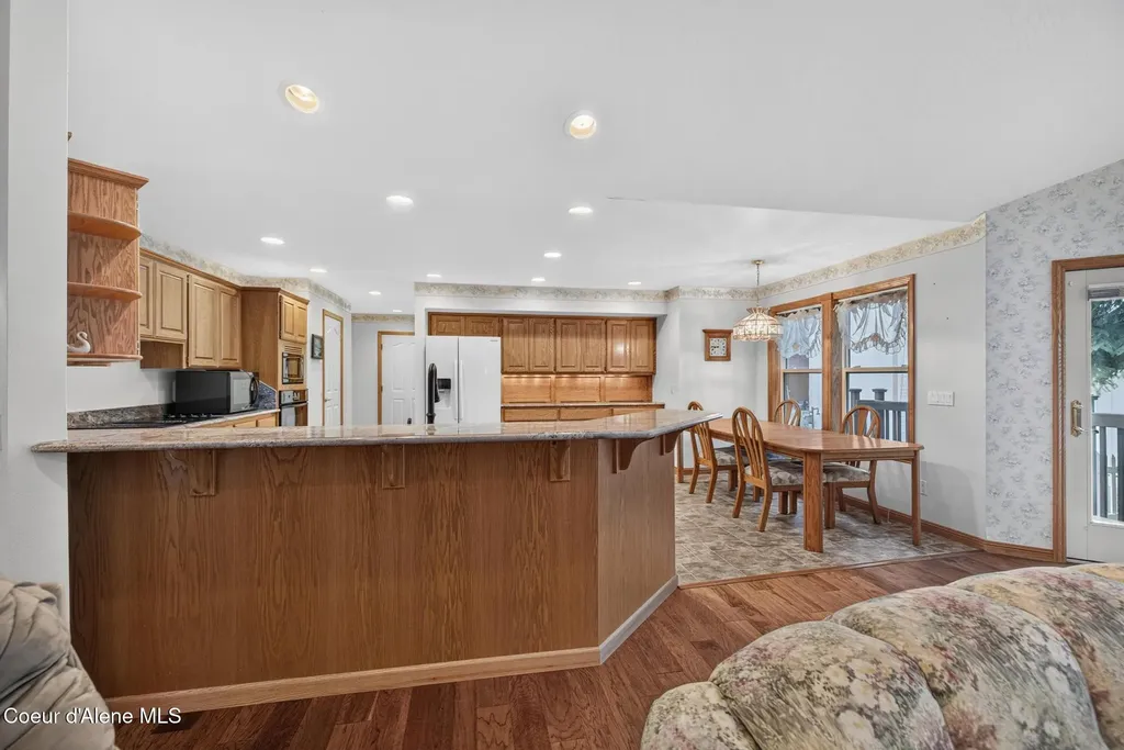 6008 N 18th Street Dalton Gardens ID 83815