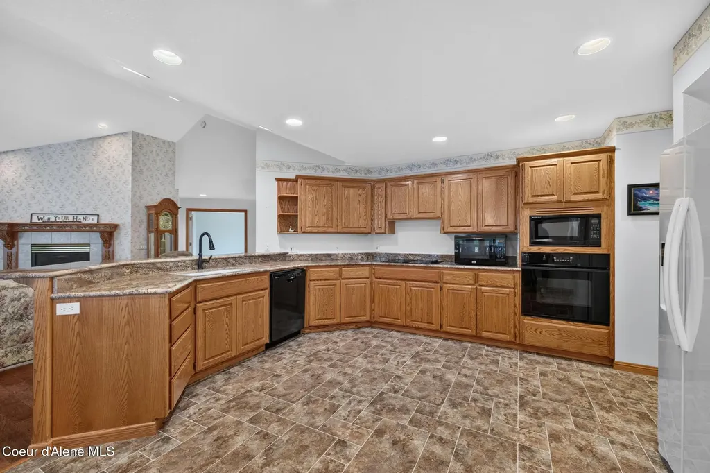 6008 N 18th Street Dalton Gardens ID 83815