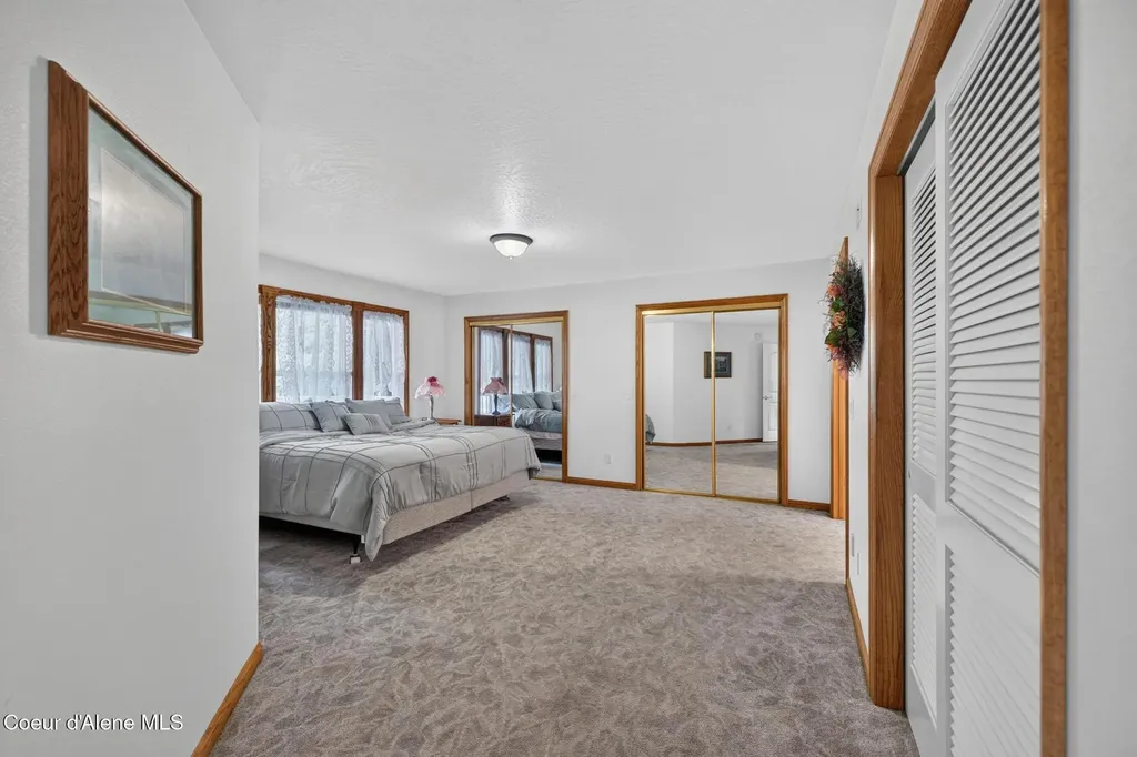 6008 N 18th Street Dalton Gardens ID 83815