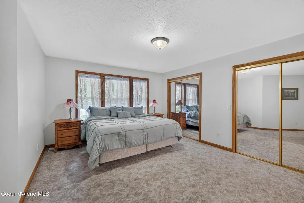 6008 N 18th Street Dalton Gardens ID 83815