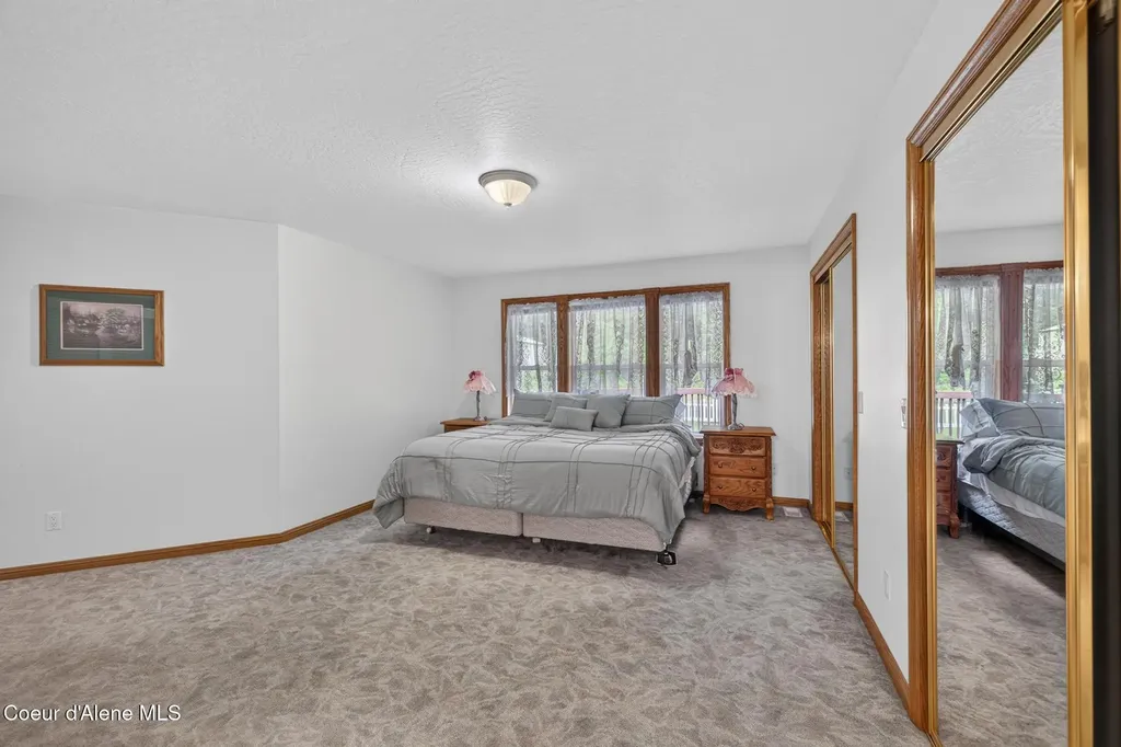 6008 N 18th Street Dalton Gardens ID 83815