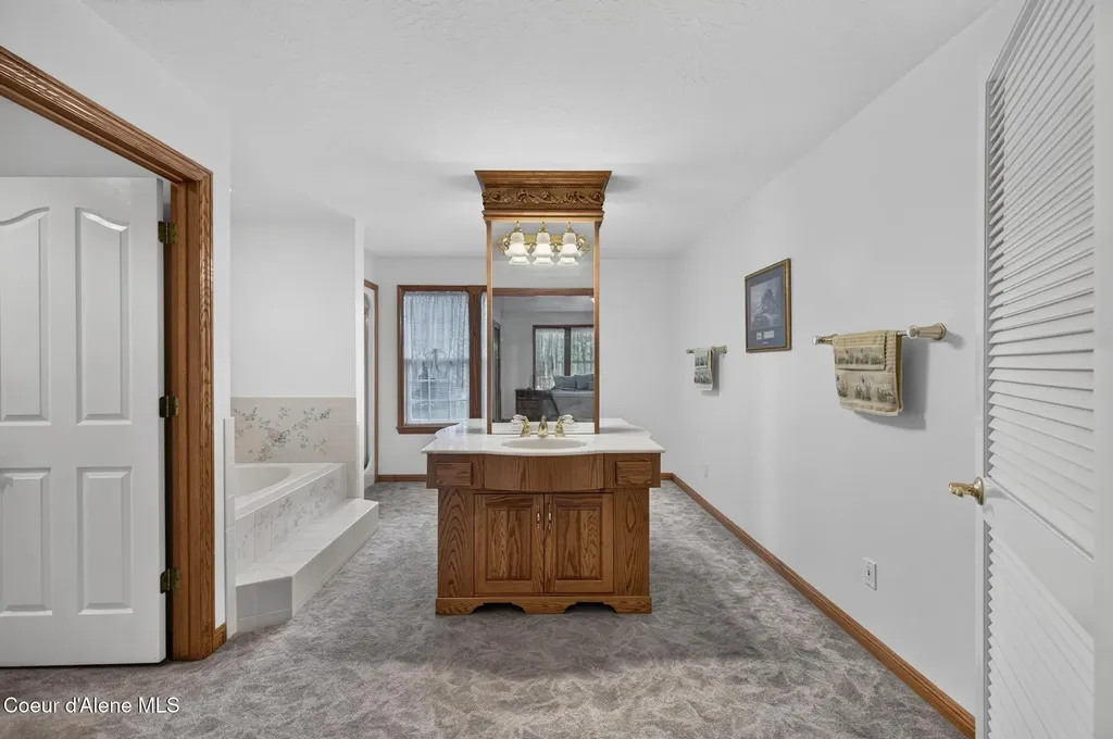6008 N 18th Street Dalton Gardens ID 83815