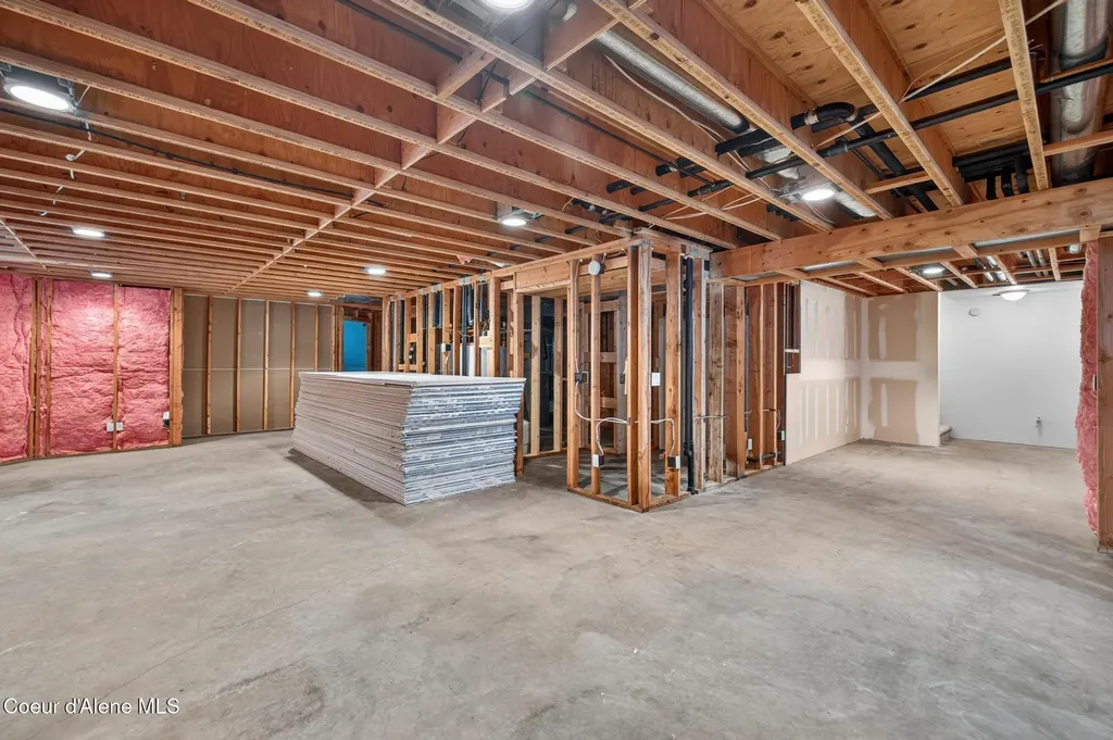 6008 N 18th Street Dalton Gardens ID 83815