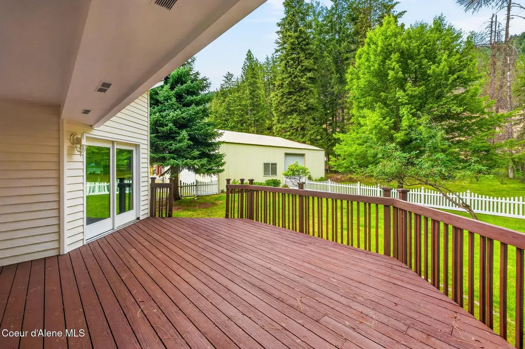 6008 N 18th Street Dalton Gardens ID 83815