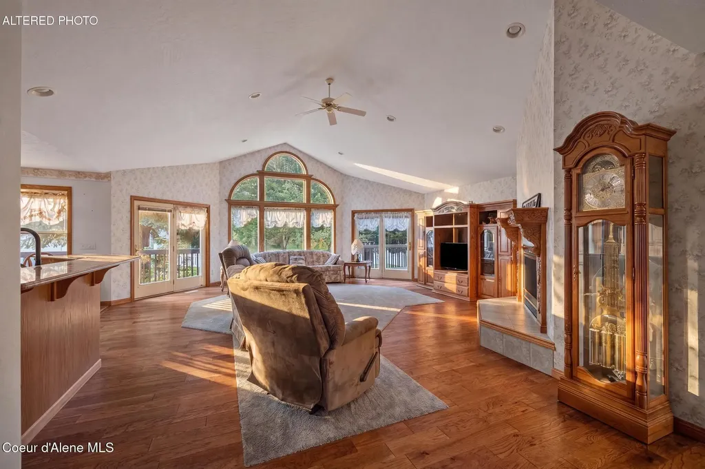 6008 N 18th Street Dalton Gardens ID 83815