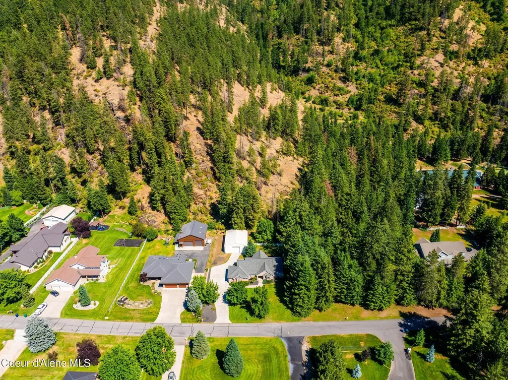 6008 N 18th Street Dalton Gardens ID 83815