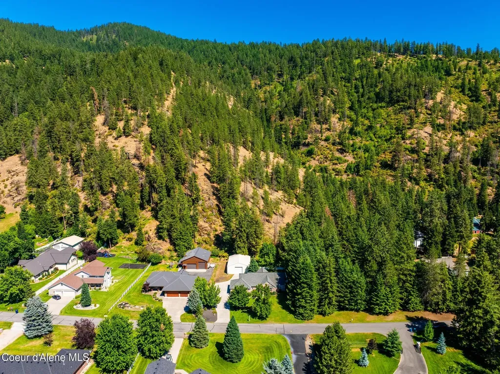 6008 N 18th Street Dalton Gardens ID 83815
