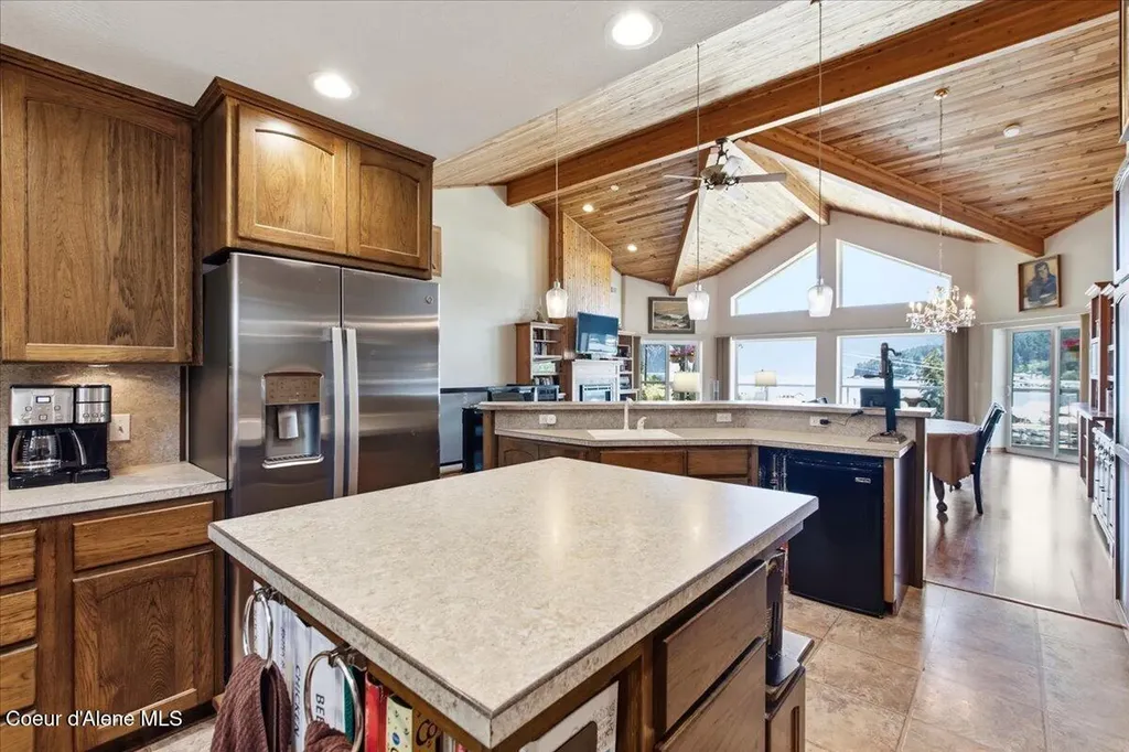 16861 E Pier Road Bayview ID 83803