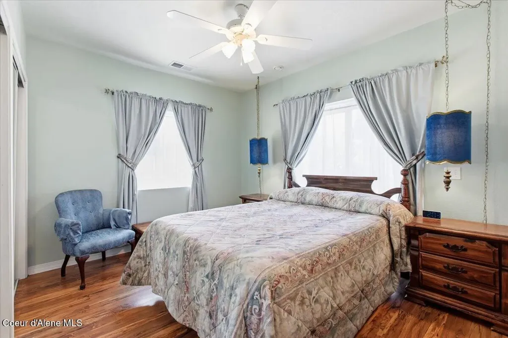 16861 E Pier Road Bayview ID 83803