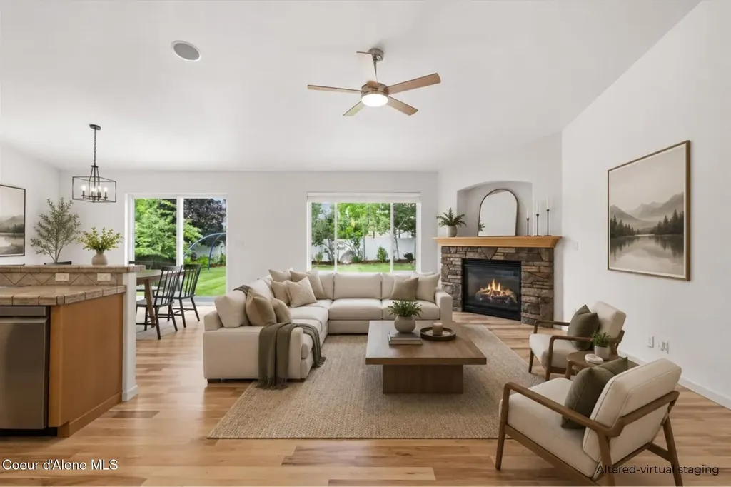 2587 W Dumont Drive Coeur D'alene ID 83815