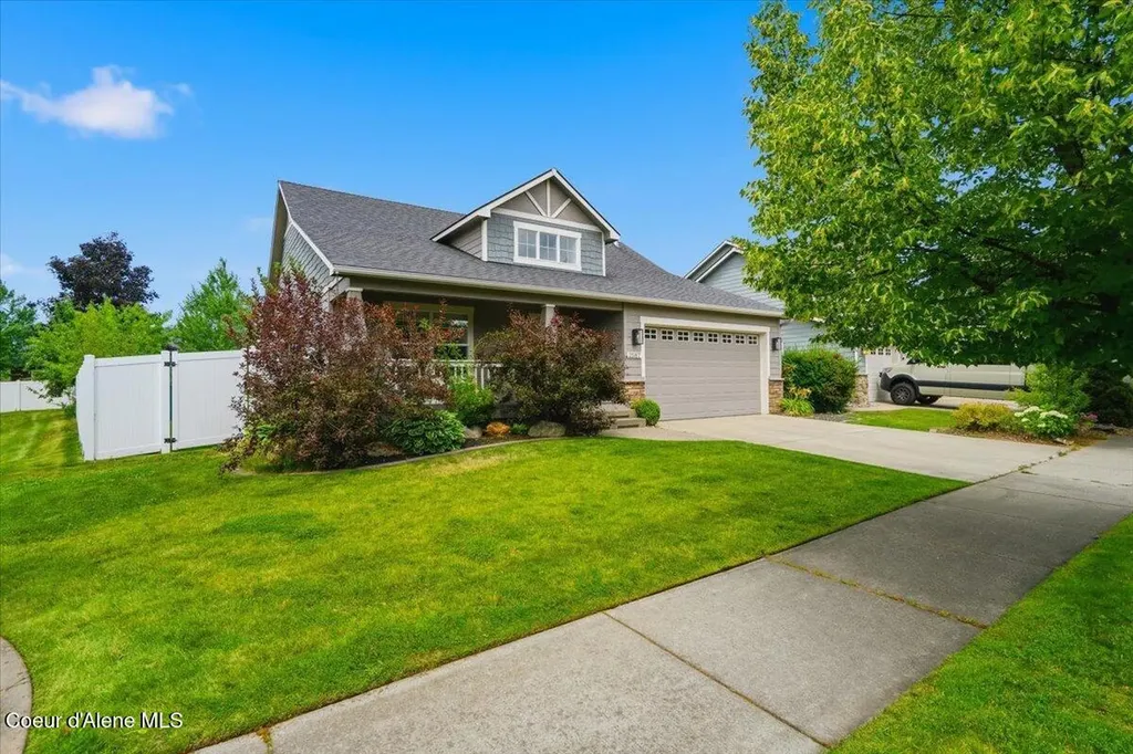 2587 W Dumont Drive Coeur D'alene ID 83815