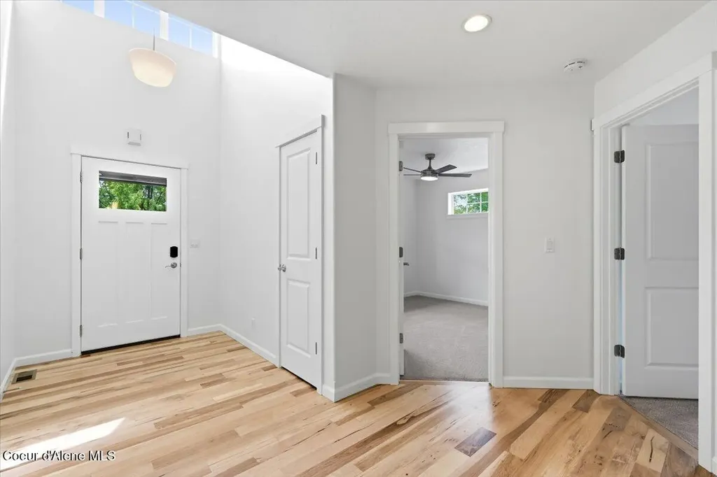 2587 W Dumont Drive Coeur D'alene ID 83815