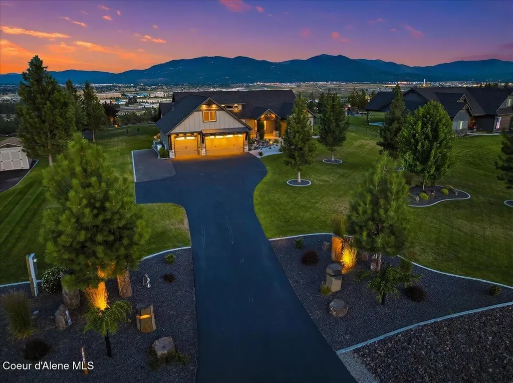 18289 W Palomar Drive Post Falls ID 83854