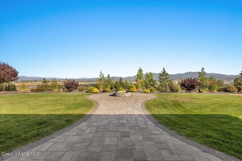 18289 W Palomar Drive Post Falls ID 83854