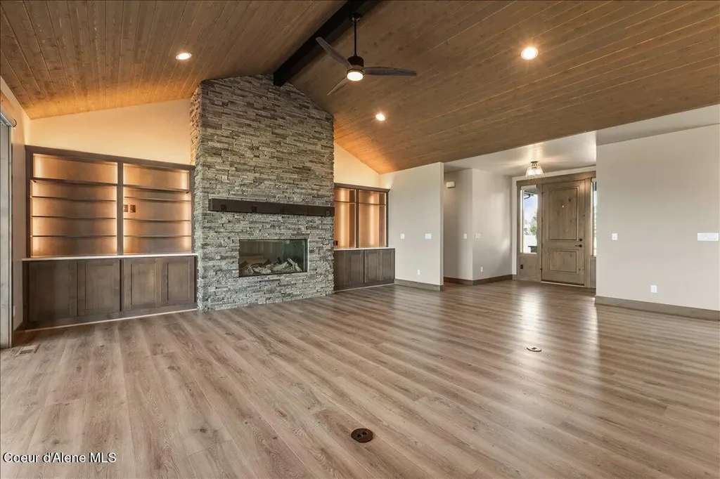 18289 W Palomar Drive Post Falls ID 83854