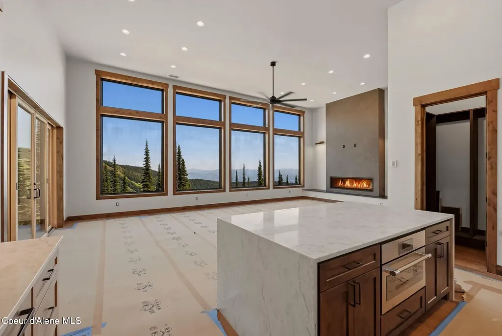 723 Tall Timber Road Sandpoint ID 83864