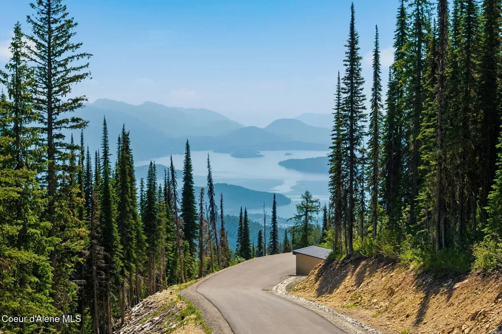 723 Tall Timber Road Sandpoint ID 83864