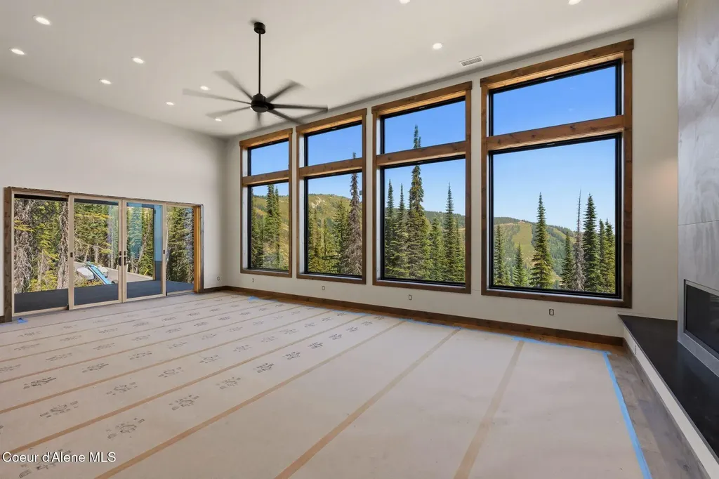 723 Tall Timber Road Sandpoint ID 83864