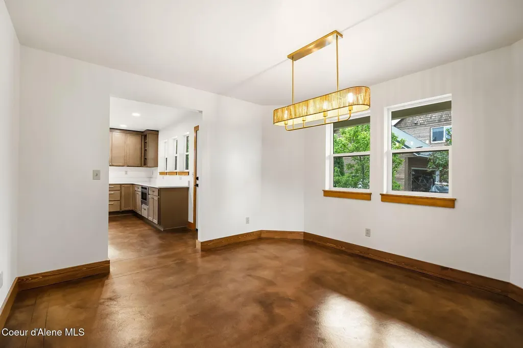 603 Mackies Way Sandpoint ID 83864