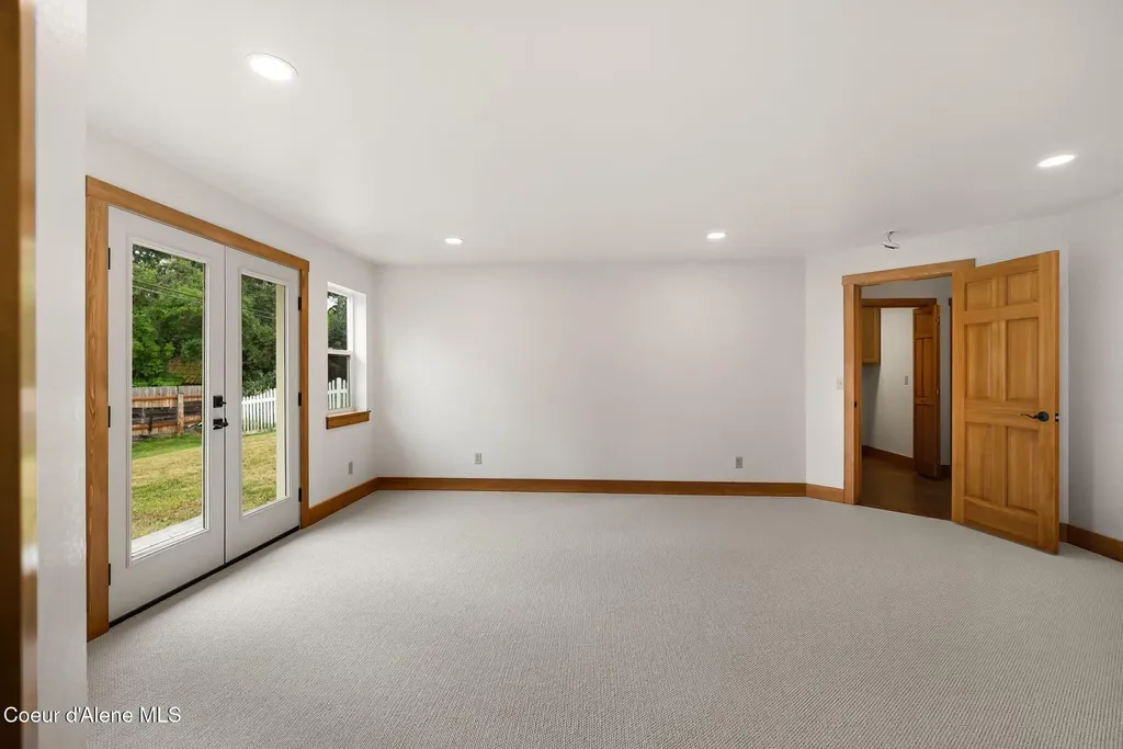 603 Mackies Way Sandpoint ID 83864