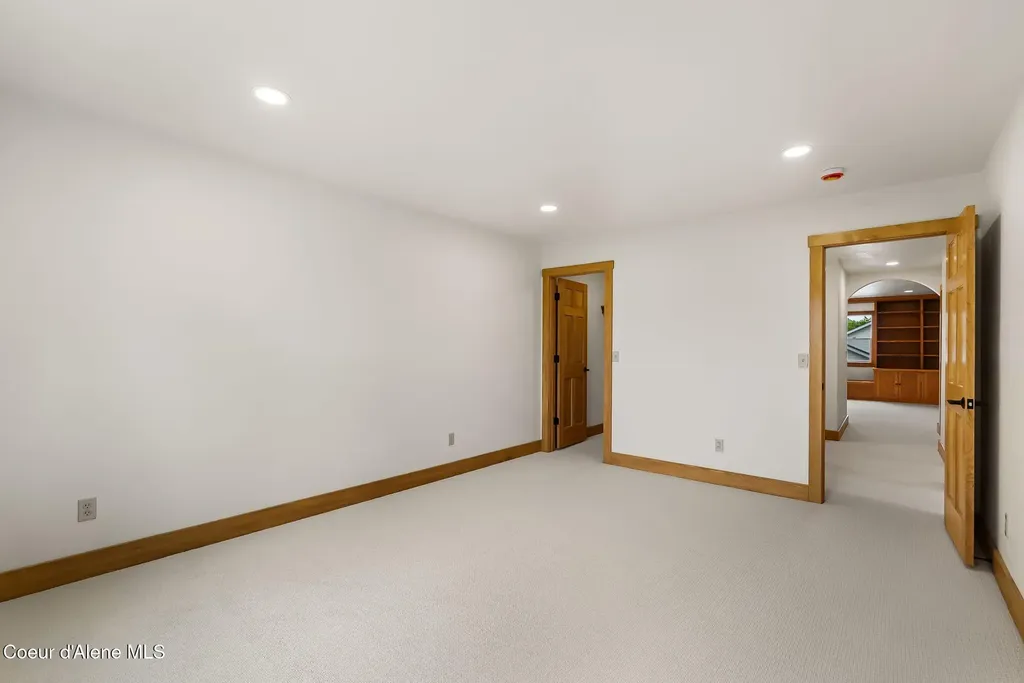 603 Mackies Way Sandpoint ID 83864