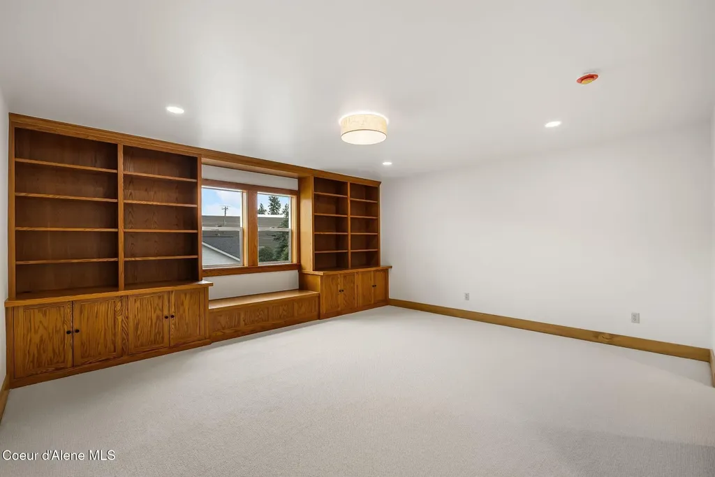 603 Mackies Way Sandpoint ID 83864