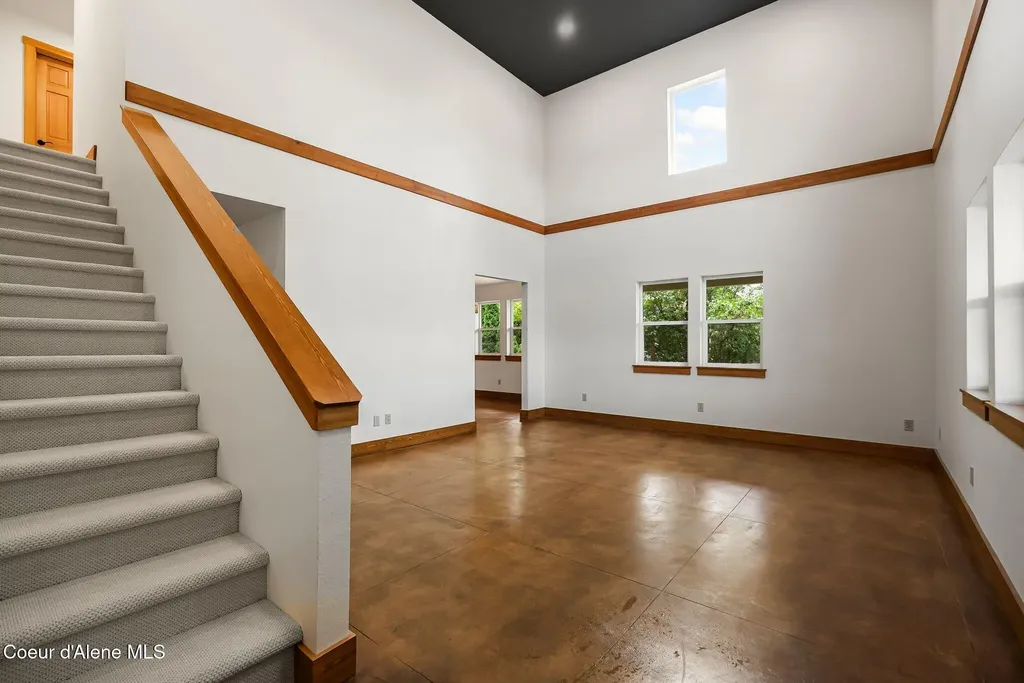 603 Mackies Way Sandpoint ID 83864