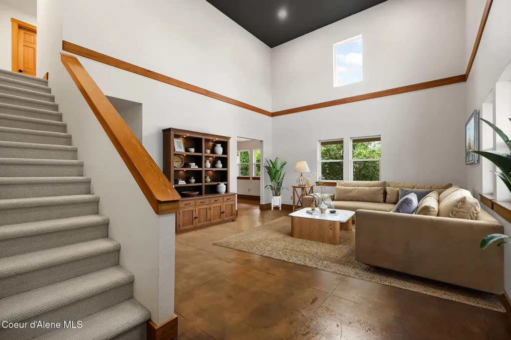 603 Mackies Way Sandpoint ID 83864