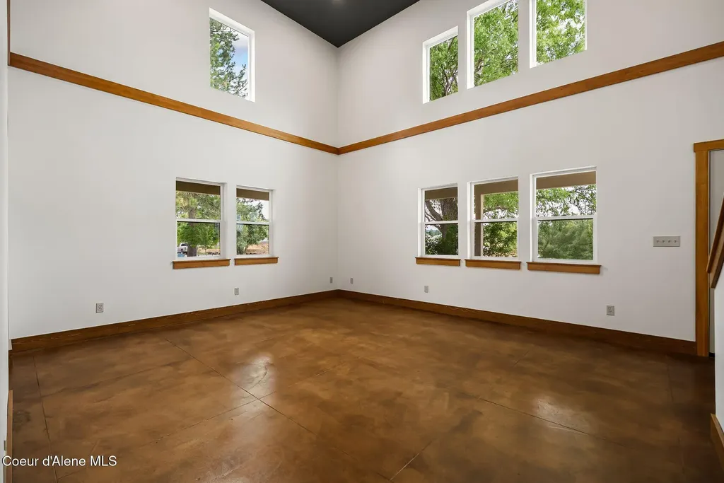 603 Mackies Way Sandpoint ID 83864