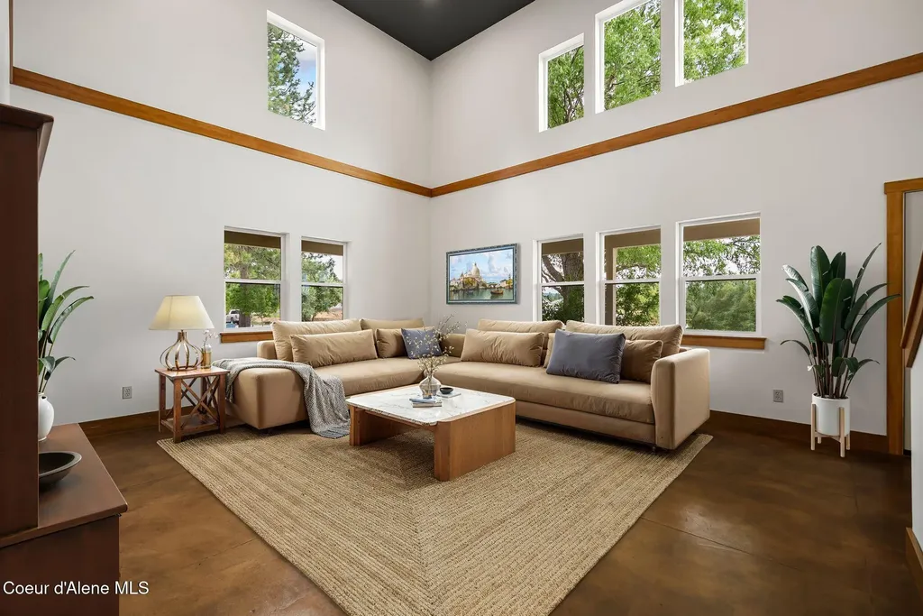 603 Mackies Way Sandpoint ID 83864