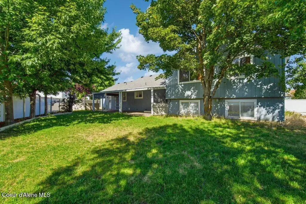 2925 N Sand Trap Way Post Falls ID 83854