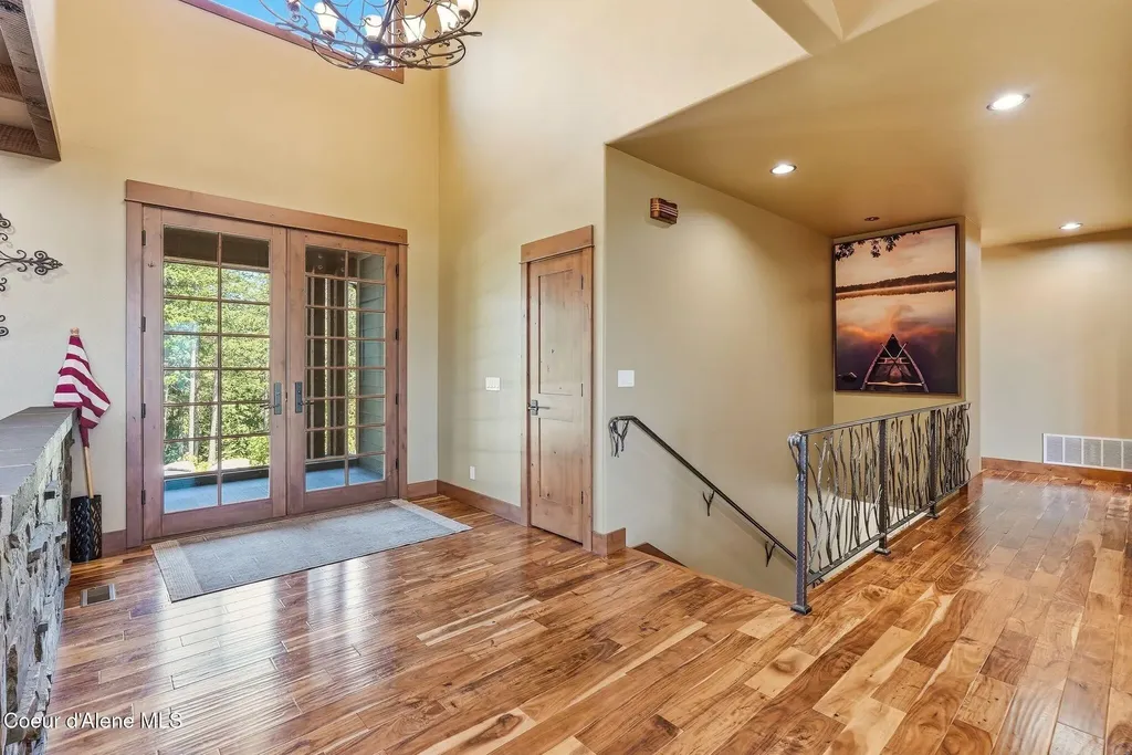 256 Hamilton Hill Drive Sandpoint ID 83864