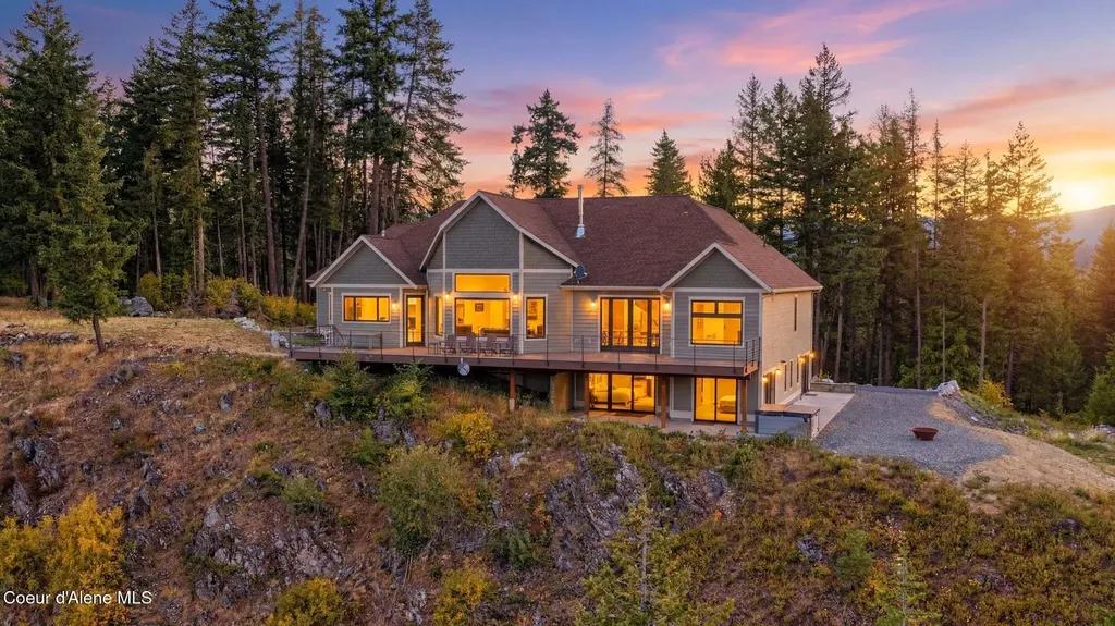 256 Hamilton Hill Drive Sandpoint ID 83864