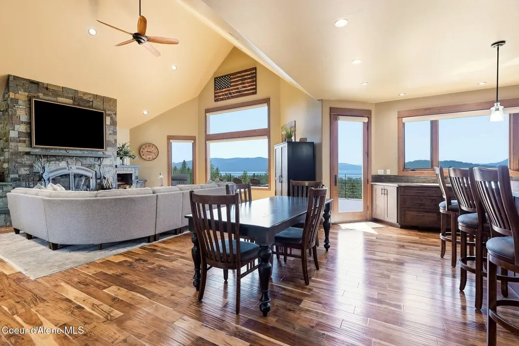 256 Hamilton Hill Drive Sandpoint ID 83864