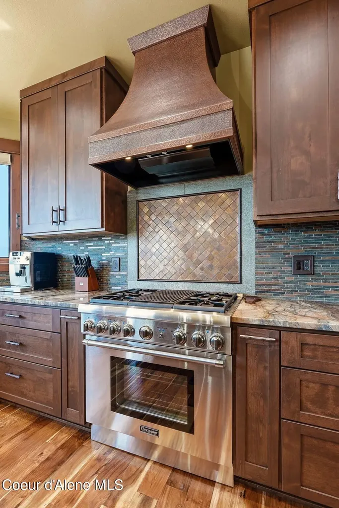 256 Hamilton Hill Drive Sandpoint ID 83864