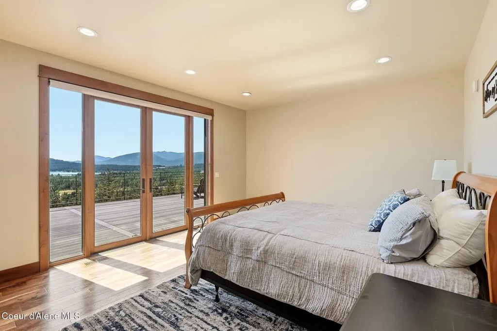 256 Hamilton Hill Drive Sandpoint ID 83864