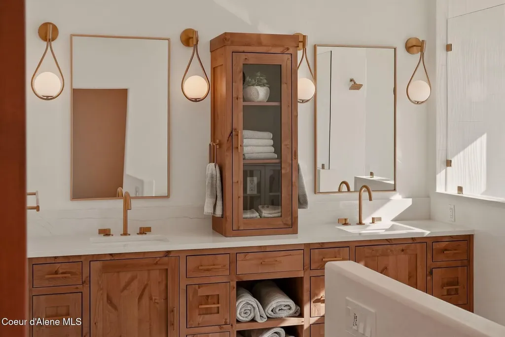 256 Hamilton Hill Drive Sandpoint ID 83864