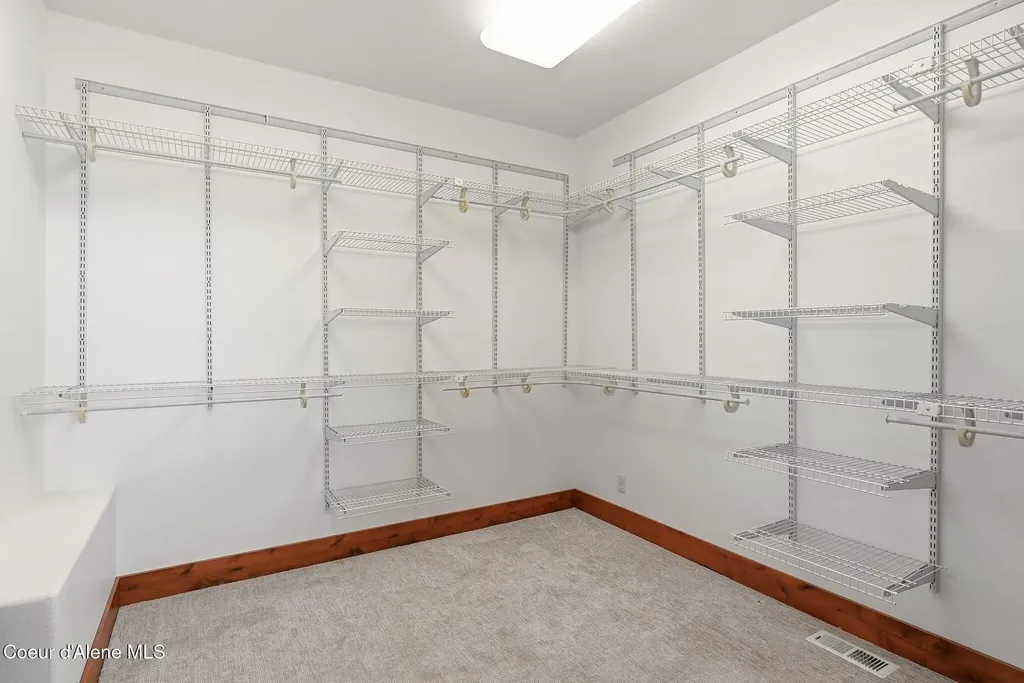 256 Hamilton Hill Drive Sandpoint ID 83864