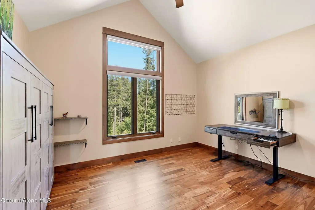 256 Hamilton Hill Drive Sandpoint ID 83864