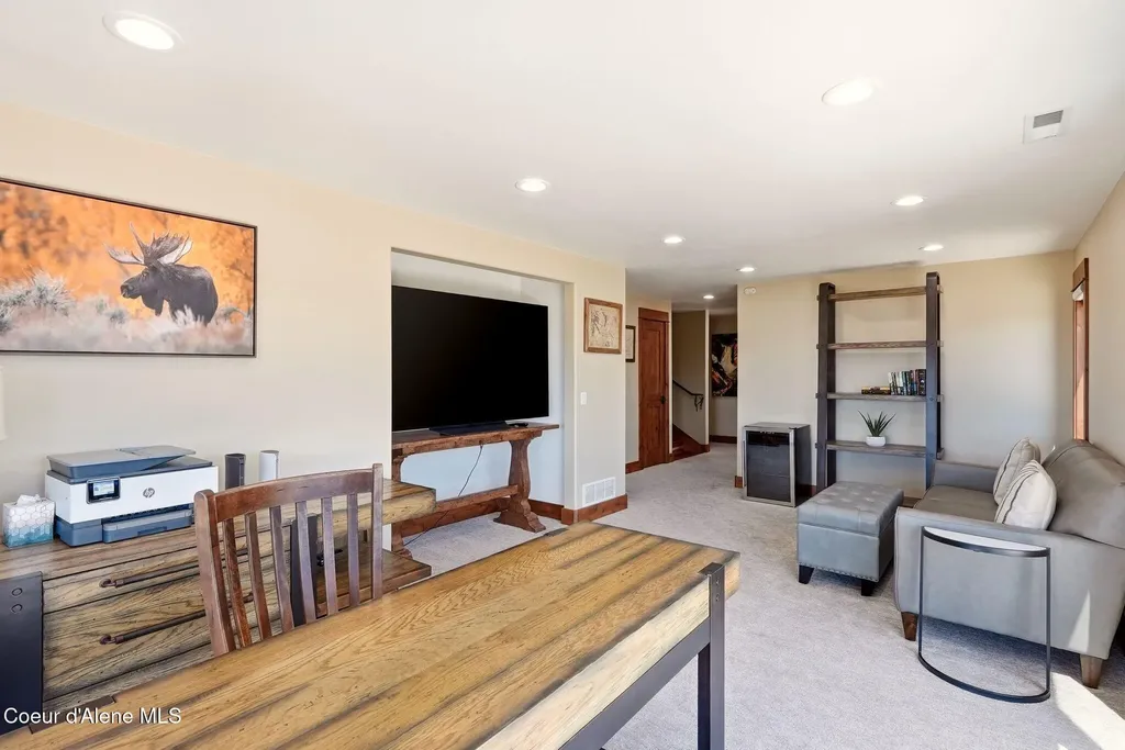256 Hamilton Hill Drive Sandpoint ID 83864