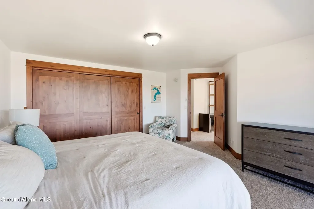 256 Hamilton Hill Drive Sandpoint ID 83864