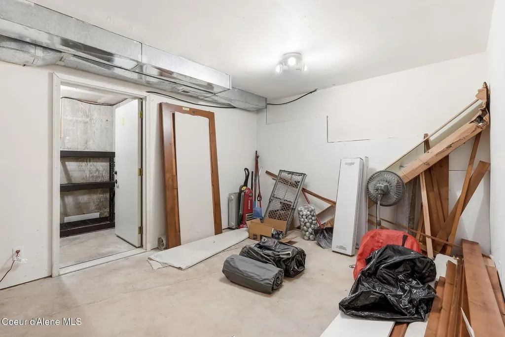 256 Hamilton Hill Drive Sandpoint ID 83864
