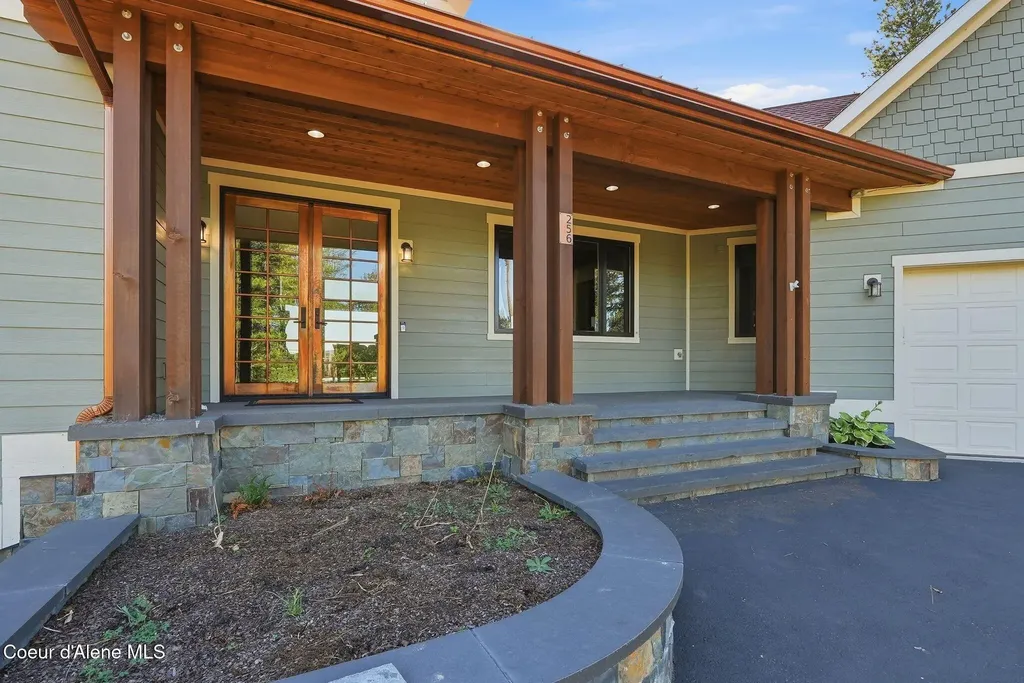 256 Hamilton Hill Drive Sandpoint ID 83864
