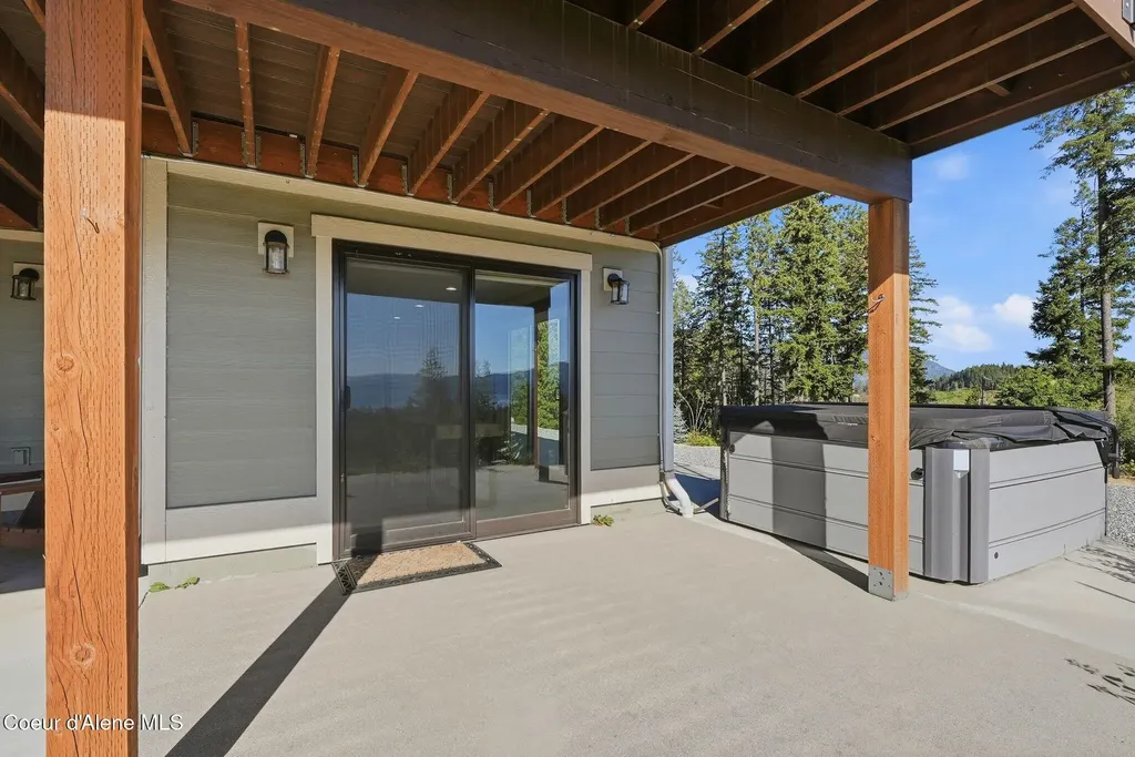 256 Hamilton Hill Drive Sandpoint ID 83864