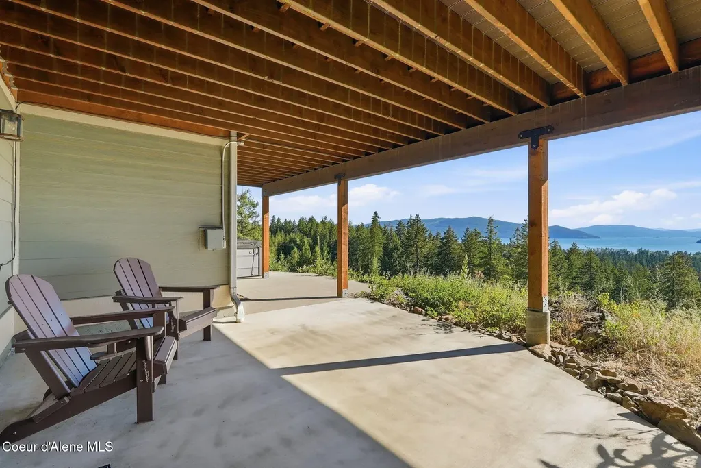 256 Hamilton Hill Drive Sandpoint ID 83864