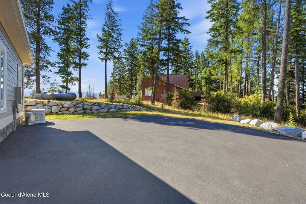 256 Hamilton Hill Drive Sandpoint ID 83864
