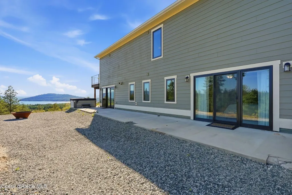 256 Hamilton Hill Drive Sandpoint ID 83864