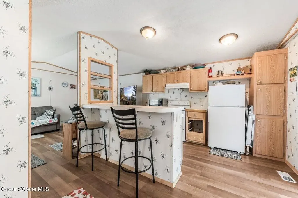 1100 Kootenai Cutoff Road Ponderay ID 83852
