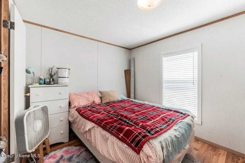 1100 Kootenai Cutoff Road Ponderay ID 83852