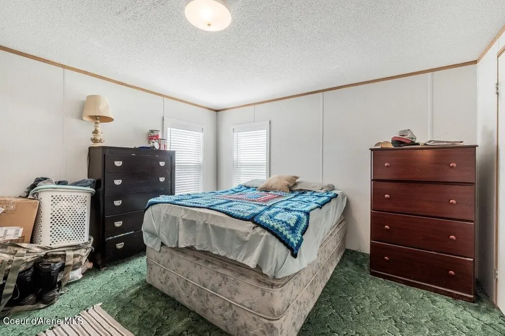 1100 Kootenai Cutoff Road Ponderay ID 83852